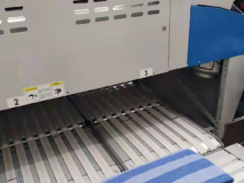 榆社巾类折叠机-01